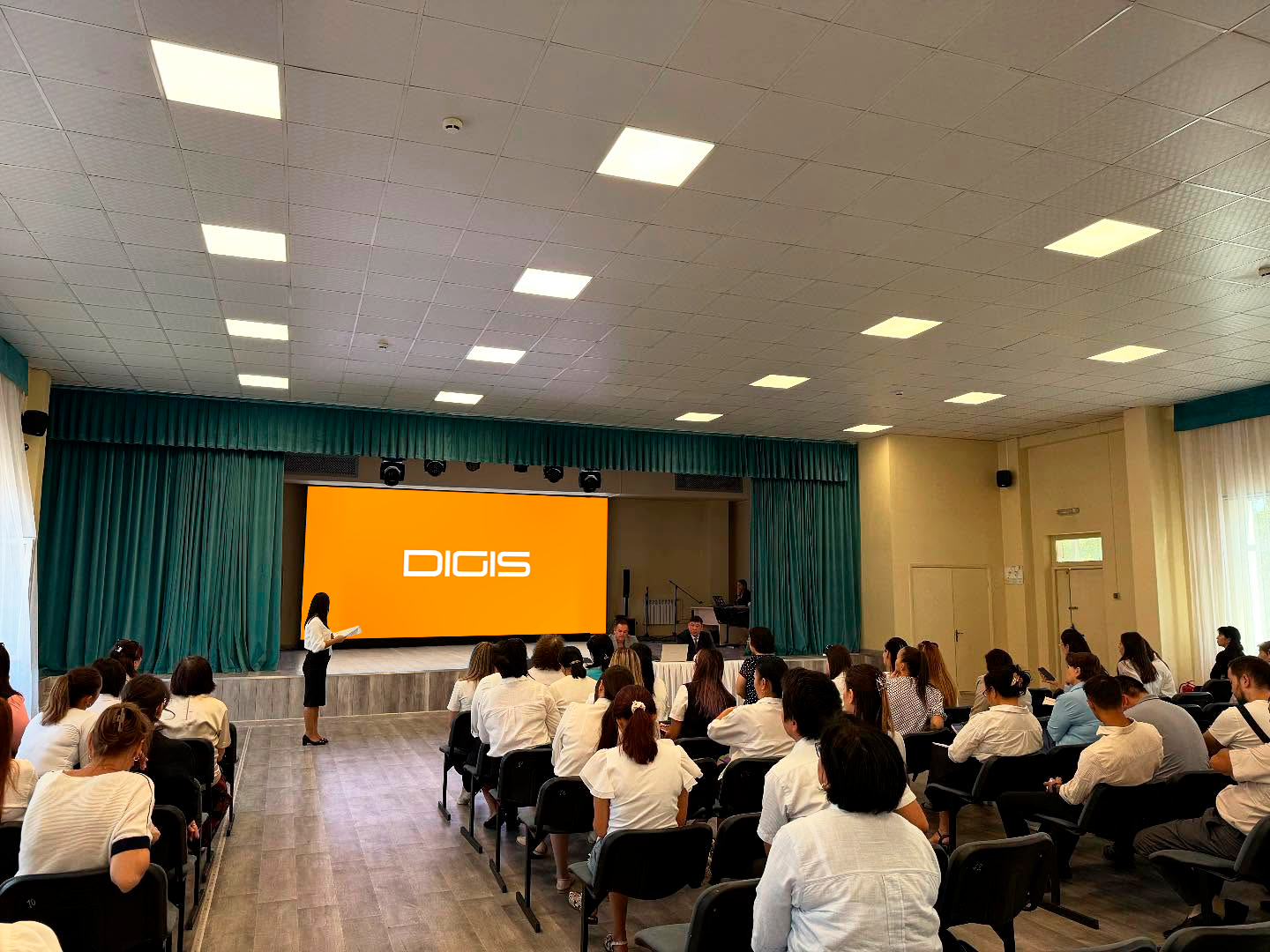 Модернизация актового зала под ключ - КГУ ОШ №66